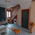 Deniz Manzarali Muestakil Ev Aybalik Apartment *