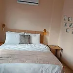 Apartment Deniz Manzarali Muestakil Ev Aybalik