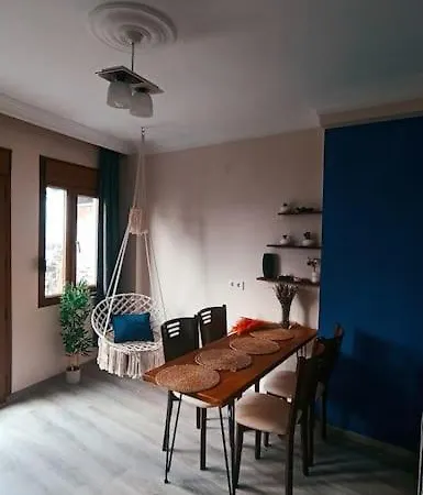 Deniz Manzarali Muestakil Ev Aybalik Ayvalı