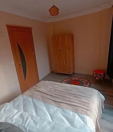 Deniz Manzarali Muestakil Ev Aybalik