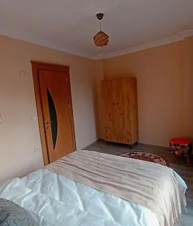 Apartman Deniz Manzarali Muestakil Ev Aybalik *